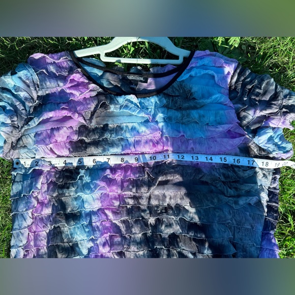 Artisan Purple and Blue Ruffled Short Sleeve Top - Picture 5 of 10